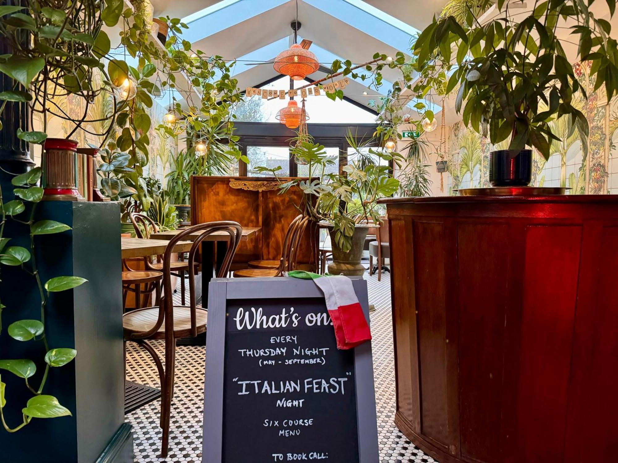 Bed and Breakfast Brightham House - Exclusively For Adults Солкомб Экстерьер фото