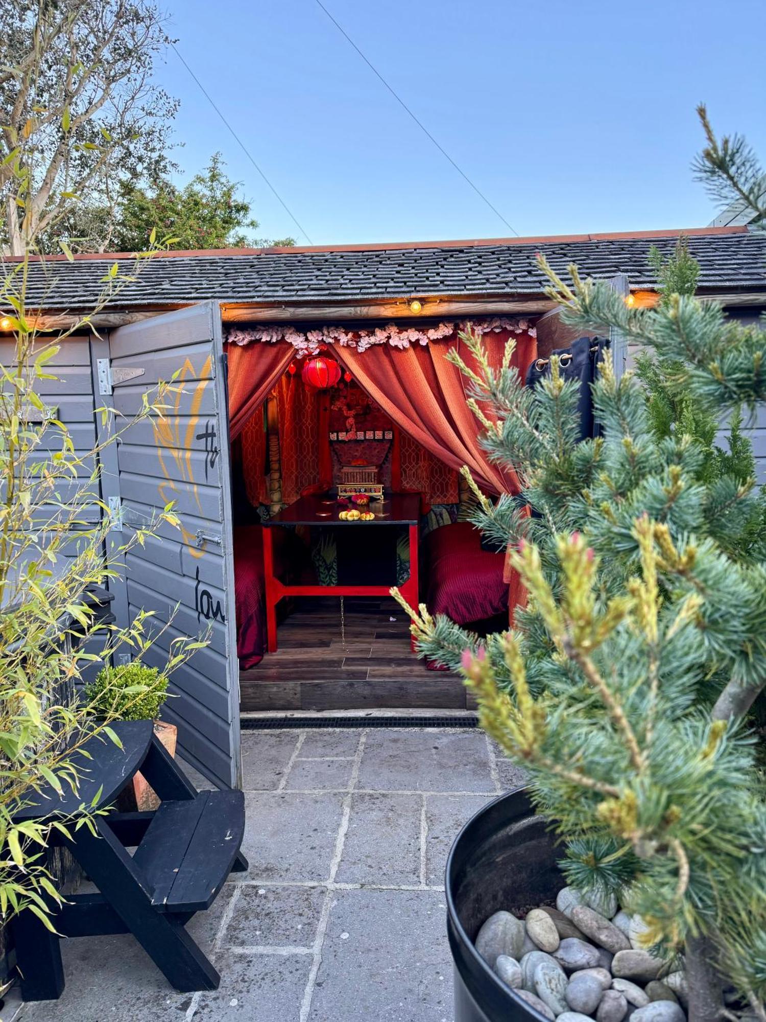 Bed and Breakfast Brightham House - Exclusively For Adults Солкомб Экстерьер фото