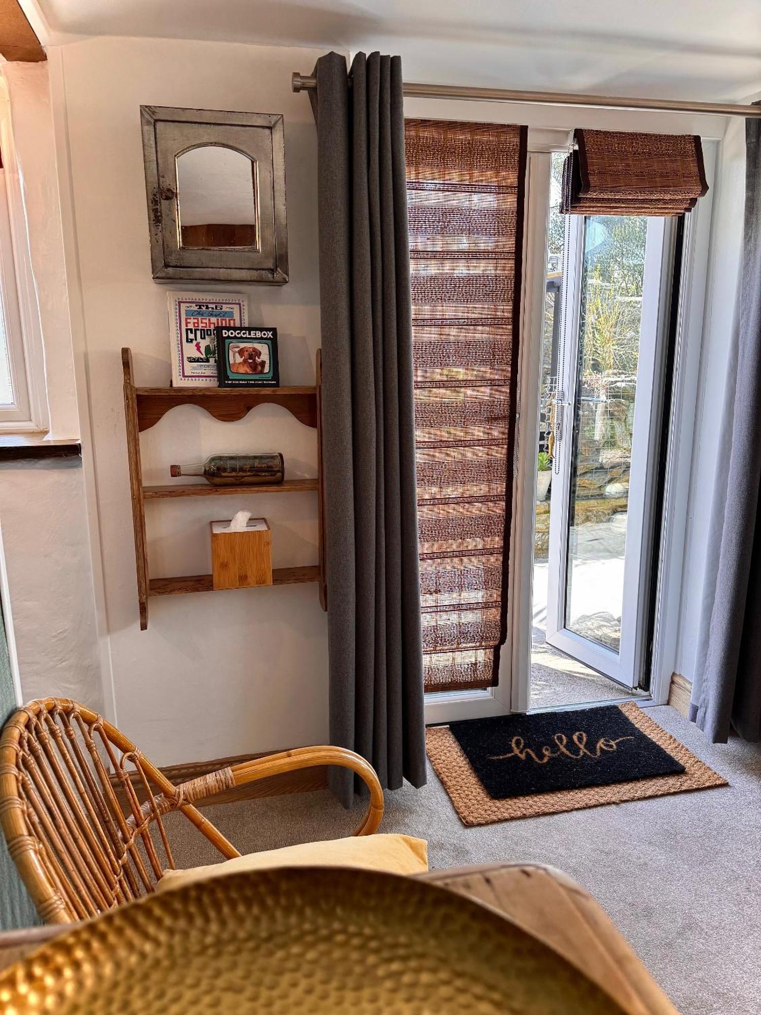 Bed and Breakfast Brightham House - Exclusively For Adults Солкомб Экстерьер фото
